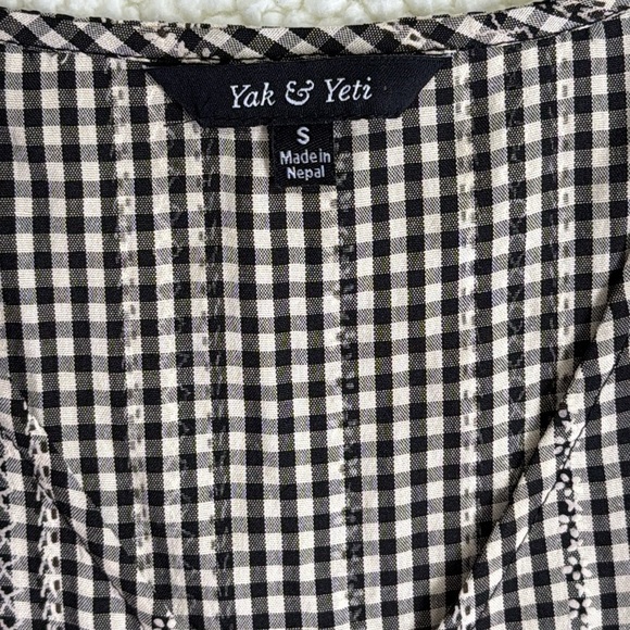 Yak & Yeti Checked Sleeveless Top - Picture 8 of 8